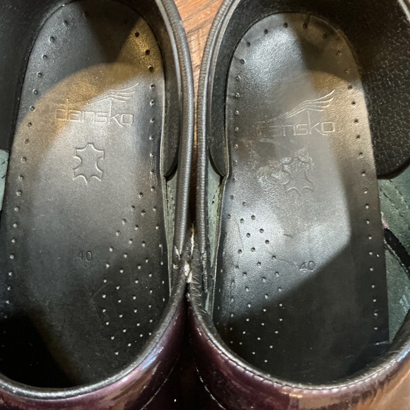 Dansko Cordovan Professional Patent Leather Clogs Burgundy  Size 41 - Picture 6 of 8